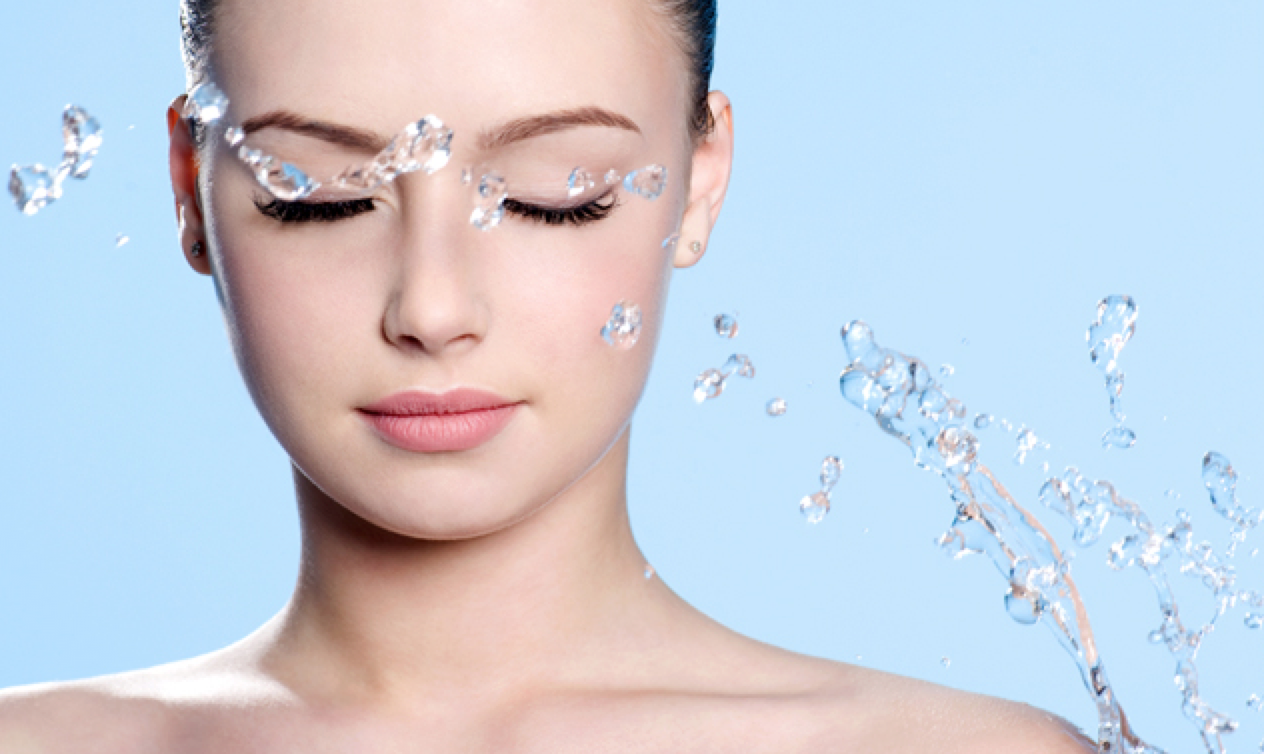 Idratazione - Ma cosa vuol dire esattamente restare idratati? Perché è così importante idratarsi? Quanta acqua bere? Quando? E perché?