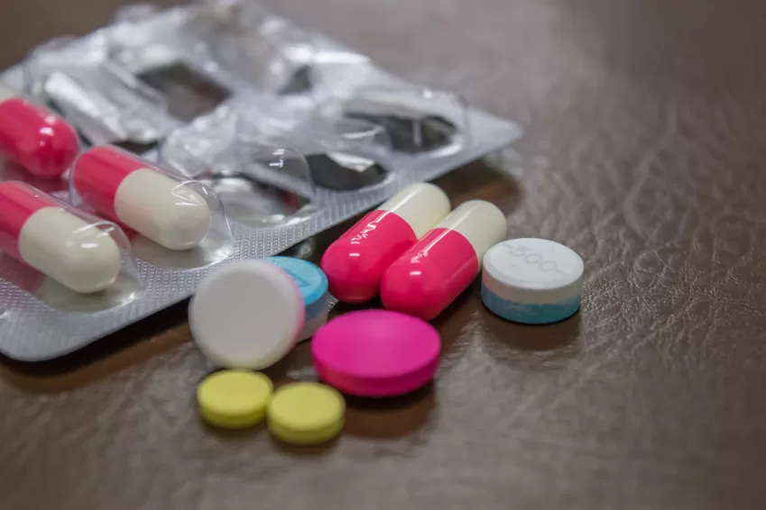 Farmaci scaduti - Buttarli nel WC? - VediamociChiara