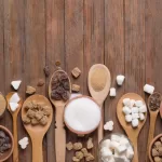 Lo zucchero di canna fa meno male rispetto allo zucchero bianco?