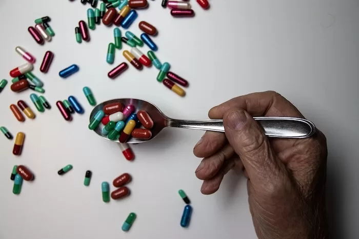 Prendere i Farmaci - Prima, Dopo o Durante i Pasti?
