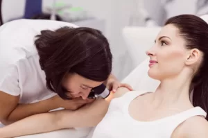 Controllo dei Nei, Quando Andare dal Dermatologo?